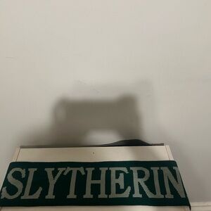 Universal Studios Wizarding World Harry Potter Slytherin Reversible Scarf